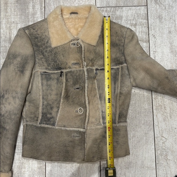 Shearling jacket - Picture 9 of 11